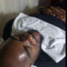 Load image into Gallery viewer, Zuri's G.O.L.D. Anti-Aging & Collagen Moisturizer